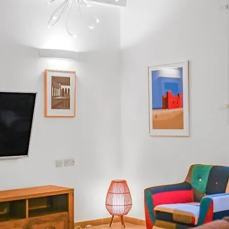 Sliema Unique 4 Bedroom Townhouse Off The Beach Exterior photo